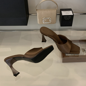 Chaussures à talon tendance, sexy, élégantes, mode 2025, nouvelles sandales pour femmes - Product Image 3