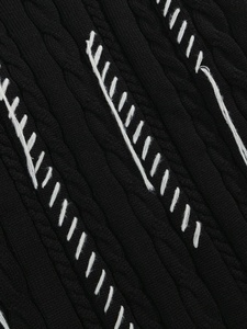 <span class=keywords><strong>Pull</strong></span> en maille torsadée délavée pour homme en <span class=keywords><strong>noir</strong></span> avec détails de surpiqûres blanches, col effiloché et coupe ample - Product Image 3