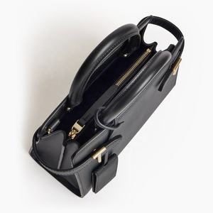 Bolsos Tote de Mujer de Marca Personalizada en Cuero Vegano con Textura Saffiano de Moda, Diseño Clásico y Chic, Bolsos de Mano de Lujo para Mujer - Product Image 4