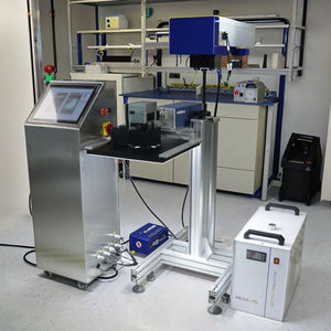 Machine de marquage intégrée à code laser UV à positionnement automatique pour capsules, lettres, chiffres, codes de série, marquage par lots de 100 capsules - Product Image 4