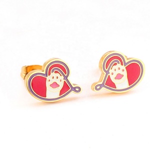 Bijoux pour enfants personnalisés, jolies boucles d'oreilles en émail en forme de cœur et de pattes de chat, bijoux en acier inoxydable 316L, boucles d'oreilles tendance pour filles, boucles d'oreilles pour enfants - Product Image 2
