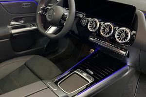 <span class=keywords><strong>Auto</strong></span> perfettamente usato 2024 Mercedes <span class=keywords><strong>GLA</strong></span> 200 AMG linea 1.3L SUV pronto per l'uso, nessun incidente pronto per la spedizione in tutto il mondo - Product Image 2