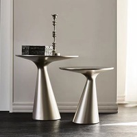 Table d'appoint en verre amovible de style nordique créatif, design minimaliste italien - Meubles en fibre de verre