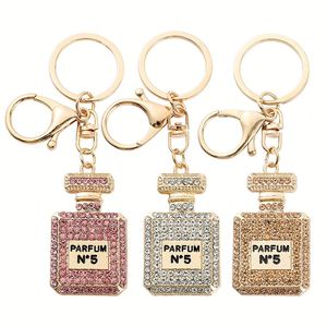 Llavero de Metal con Colgante Redondo de Cristal de Lujo, Amuleto de Brújula Esmaltado Personalizado de Estilo Vintage, Perfecto para Regalo - Product Image 3