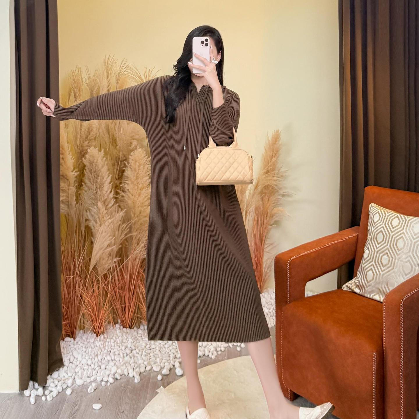 สีน้ำตาล