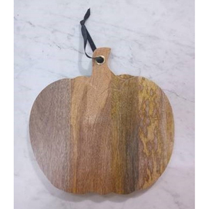 Planche à découper en bois en forme de citrouille avec surface polie, fabriquée à la main pour la découpe de viande, de légumes et de fruits. - Product Image 1