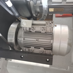 Scie à bras radial pour le travail du bois, scie circulaire à lame, machine à scier le bois avec table coulissante, machine à scier circulaire, machine à découper le bois - Product Image 6
