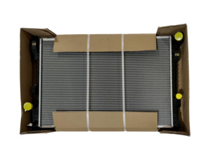 Radiateur d'eau de voiture pour Ford EXPLORER XLT V6 3.5L 11-15 OEM AA8Z8005D Pièces détachées automobiles Radiateur de refroidissement Fabrication - Product Image 2