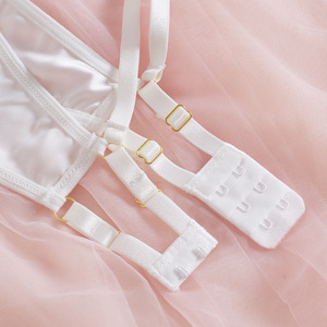 Ensemble de lingerie brodée florale très tendance, nouveau modèle transparent pour femmes, ensemble de sous-vêtements et de culottes - Product Image 5