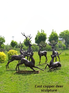 Escultura <span class=keywords><strong>de</strong></span> ciervo <span class=keywords><strong>de</strong></span> bronce fundido relieve <span class=keywords><strong>de</strong></span> bronce forjado personalizado retratos <span class=keywords><strong>de</strong></span> personajes folclóricos ganado Ejército Rojo campana <span class=keywords><strong>de</strong></span> bronce cobre t - Product Image 4