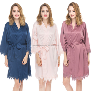 Kimono di Lusso in Raso di Seta Opaco per Sposa e Damigelle, Vestaglia per Matrimonio, Compleanno, Spa, con Bordo in Pizzo - Product Image 2