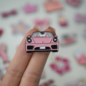 Adesivi Metallici Smaltati Y2K Coquette per Telefono: Cuore, Lecca-lecca, Gelato, Fiore, Occhiali da Sole, Benda - Spilla Autoadesiva all'Ingrosso - Product Image 5