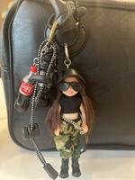 Pendentif Fille Sportive et Tendance, Cordon Réglable, Porte-clés Poupée Alpiniste pour Décoration de Sac à Dos