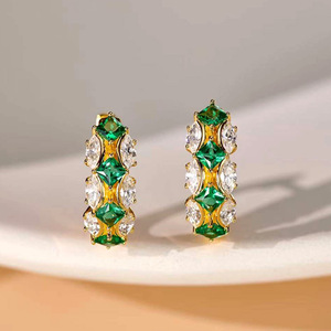 Orecchini a Forma di Occhio con Blocchi di Colore per Donne, Accessori per Orecchie alla Moda per Uso Quotidiano - Product Image 2
