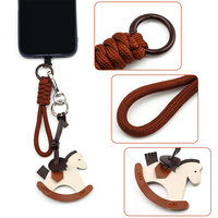 Dragonne de téléphone tressée personnalisée avec breloque cheval, cordon universel pour téléphone, porte-clés, bracelet de poignet, usine OEM ODM