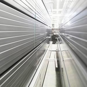 Tubería Cuadrada de Aleación de Acero Laminado en Caliente ERW DIN de Fábrica, 20x20, 25x25, 40x60, 150x150, Grado A, Sin Aceite, Vietnam - Product Image 1