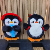 Porte-clés en peluche pingouin couineur, mini poupée pingouin mignonne, pendentif de sac, breloque de sac à dos pour couple, cadeau pour filles et garçons