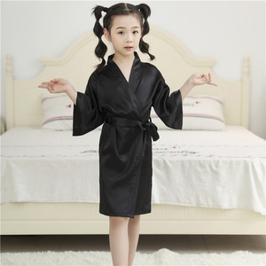 Albornoz de satén para bebé de alta calidad, vestido de noche de seda <span class=keywords><strong>blanca</strong></span> para niños, pijamas al por mayor, <span class=keywords><strong>bata</strong></span> de satén para niños - Product Image 3