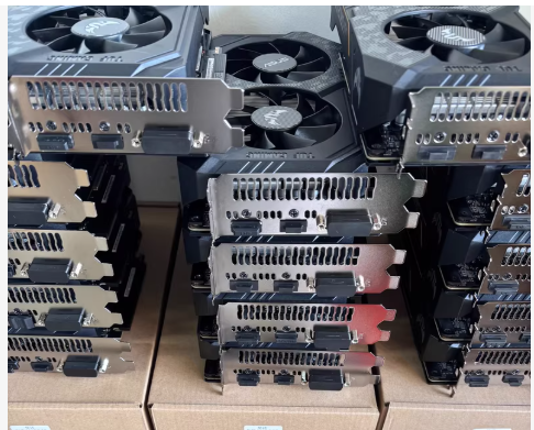 Used GTX 1660/1660S RTX 2060s/2070/2080S 3060/3060TI/3070/3080 Workstation Graphics Cards GDDR6 Video Memory PCI Express 3.0 X16
