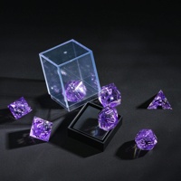 Pour Logo personnalisable Polyhedral RPG Dungeons Dragons Jeu de dés en résine avec 7 dés par jeu Côtés tranchants distribués au hasard