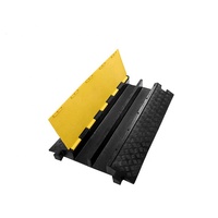 Coupe personnalisée 1000*300*50mm vitesse bosse 3 canaux câble protecteur route sécurité rampe en caoutchouc pour Garage automobile caoutchouc