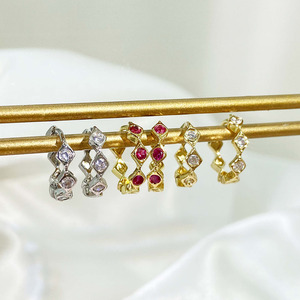 Wholesale Bulk in Stock Rhombus Bezel Shape Setting Round Cz 18K Gold Plated <b>Huggie</b> Hoop Earring for Women - Product Image 4