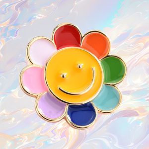 Adorables Pins de Solapa de Esmalte Duro con Diseños de Animales, Emblemas Personalizados, Broches Creativos de Metal Ecológico con Baño Arcoíris y Logotipo Personalizado - Product Image 4