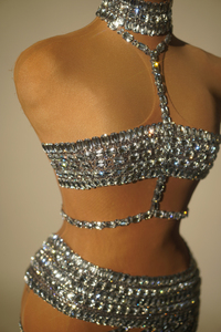 Vestidos de fiesta de cumpleaños <span class=keywords><strong>Dre</strong></span> verano mujeres 2024 vestidos de cóctel de lujo brillantes bodycon malla transparente Halter mini vestido para club - Product Image 3