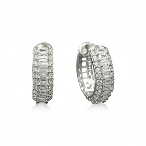 Orecchini di Diamanti Bianchi Champagne, Gioielli da Sposa di Lusso per Donne, Diamanti Naturali Taglio Baguette in Oro Bianco - Product Image 1