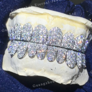 Tùy Chỉnh Top Dưới <span class=keywords><strong>6</strong></span> 8 10 S925 Bạc Tổ Ong Thiết Lập Moissanite Phòng Thí Nghiệm Kim Cương Perm Cắt Đường Thẳng Rắn Vàng Răng grillz - Product Image 4