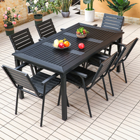 Ensemble table à manger et chaises de patio extérieur en plastique bois moderne WPC pour restaurant jardin cour