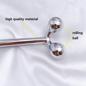 Rouleau de massage facial en métal en forme de Y, à billes rafraîchissantes, pour lifting et anti-âge – Nouveauté très prisée - Product Image 4