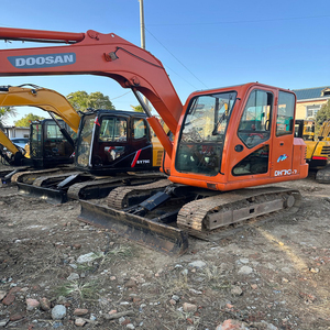 Excavatrice sur chenilles hydraulique d'occasion Doosan70 7 tonnes, moteur, boîte de vitesses, PLC, pompe, roulement d'origine Corée, modèle 2022 - Product Image 2