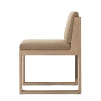 Ensemble de table et chaises de salle à manger d'extérieur, mobilier de patio, table de salle à manger, chaises en teck, balcon, villa, hôtel, restaurant, cour, jardin