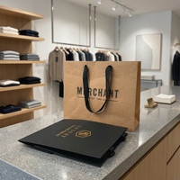 Sac fourre-tout en papier carton recyclé écologique avec poignée en ruban, logo personnalisé imprimé pour boutique de détail, cosmétiques, montres, lunettes