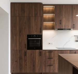 Juego de Cocina Modular de Madera Marrón Oscuro SANTOPOVA con Horno Integrado e Iluminación Debajo del Gabinete - Product Image 4