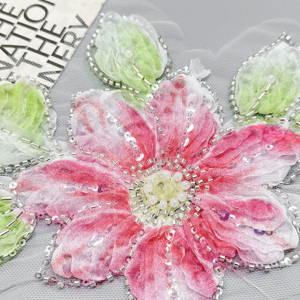 Patch en dentelle florale brodée rose pour la décoration de vêtements, applique en tulle 3D pour robe, tenue de mariage et de soirée - Product Image 2