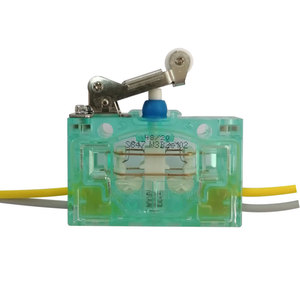 Schaltbau S847 W3B2e102 <b>Micro</b> Switch SPDT Plastic Shell Germany Made - Product Image 4