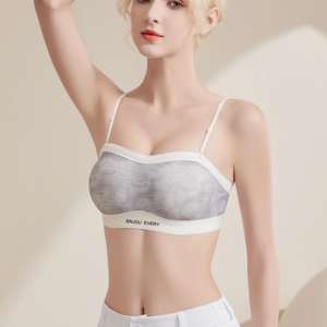 Soutien-gorge de sport bandeau confortable, respirant, sans coutures, push-up, à couvrance complète, sans armatures, pour le quotidien, au design tricoté simple et décontracté sans bretelles - Product Image 1