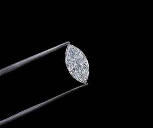 Diamant blanc de laboratoire de 0,47 CT, taille marquise, 8,2x4,0 mm, percé au laser, certifié IGI, OM GEMS, pour bague délicate - Product Image 1