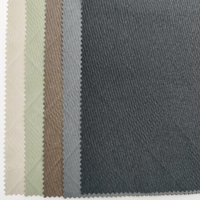 Tissu en Pongee Tricoté Effet Cuir Réfléchissant Argenté pour Doudoune, Tissu Tafta Coupe-Vent en PU Artificiel pour Vêtements – Vente en Gros