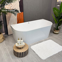 Baignoire balnéo autoportante WhiteForest à quatre côtés avec jupe murale, deux coins arrondis, en acrylique de haute qualité