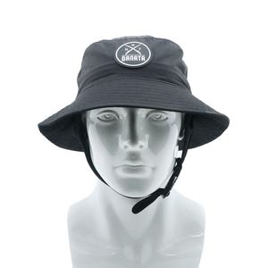 Chapeau de surf pour homme avec logo en caoutchouc personnalisé, haute qualité, imperméable, avec sangle de menton réglable, chapeau de soleil type bob - Product Image 1