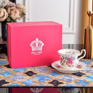 Bộ tách trà cà phê gốm sứ cao cấp <span class=keywords><strong>Albert</strong></span> Royal <span class=keywords><strong>Albert</strong></span>, họa tiết hoa theo tháng, màu đen, kèm đĩa, kiểu dáng cổ điển, dùng trong nhà, hộp quà gỗ, chất liệu PC - Product Image 2