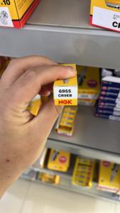 NGK日本6955 CR9EB双爪火花塞阿里巴巴验证唯一川崎交叉使用的NGK批发供应商CR9E CR9EIX CR9EKC - Product Image 4