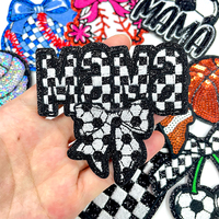 En stock : Patchs à sequins, broderies chenille scintillantes et badges sportifs à nœud pour casquette de camionneur et DIY, motifs Baseball, Football, Soccer, Mama.