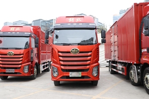Camion frigorifique 4x2 de qualité supérieure, vente directe usine, pour le transport en chaîne du froid - Product Image 3