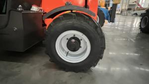 Chariot télescopique <span class=keywords><strong>Manitou</strong></span> 3T : hauteur de levage de 7 m, moteur Cummins, 4 roues motrices/4 roues motrices, <span class=keywords><strong>godet</strong></span> de 3 m³. - Product Image 4