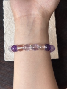 Pulsera de Cristal Natural de Alta Gama con Nueve Fuegos Púrpuras para Mujer, Diseño con Cuentas para Regalo o Pulsera de Amatista Budista - Product Image 4