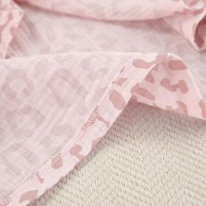 Conjunto de <span class=keywords><strong>pijamas</strong></span> de otoño <span class=keywords><strong>para</strong></span> <span class=keywords><strong>mujer</strong></span>, lencería Sexy de manga larga con estampado de corazón, pantalones cortos con volantes, conjunto de pantalones cortos de 3 piezas, ropa de dormir de algodón - Product Image 6